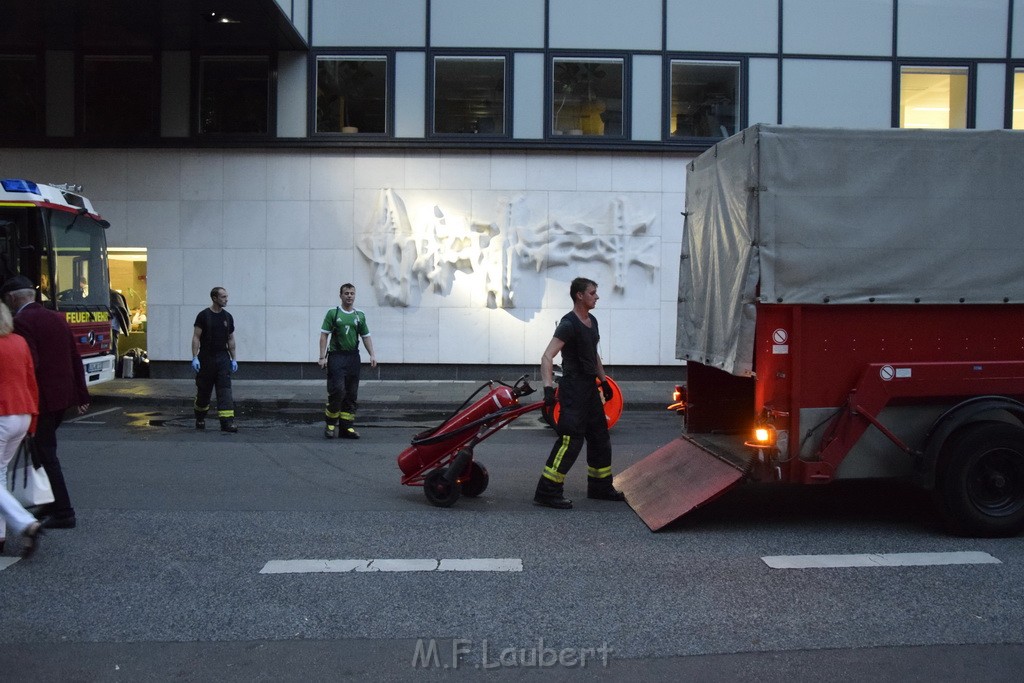 Feuer 2 WDR Koeln Altstadt Nord An der Rechtschule P149.JPG - Miklos Laubert